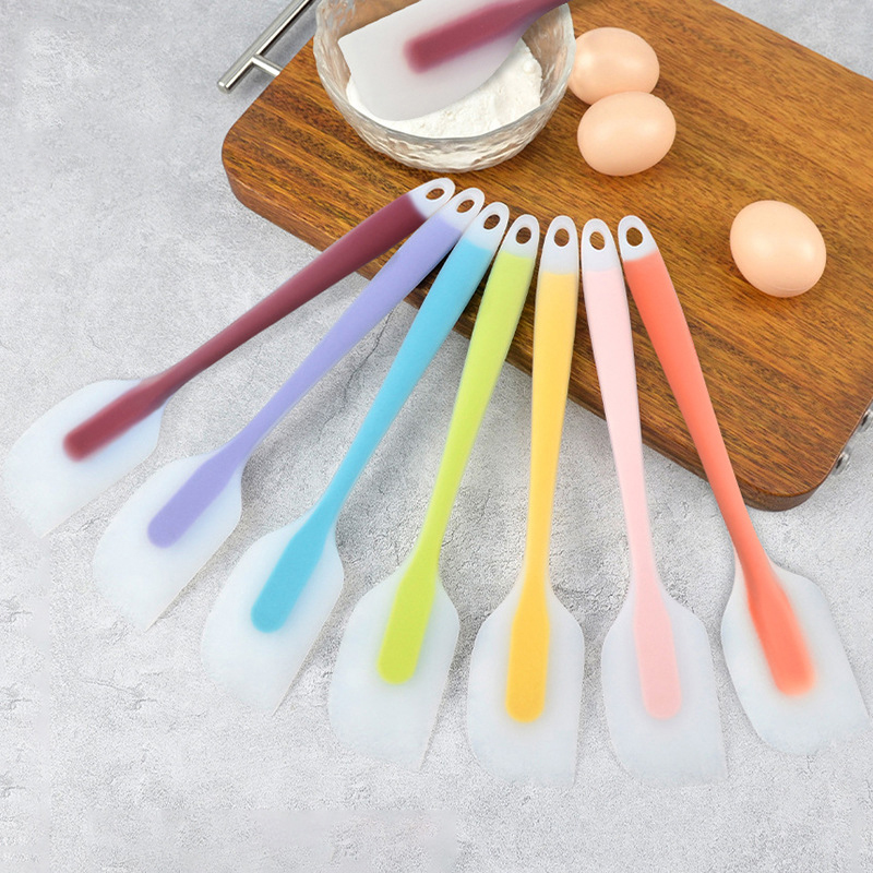 Kitchen Gadgets You Must Have - Spatule en silicone flexible de 2