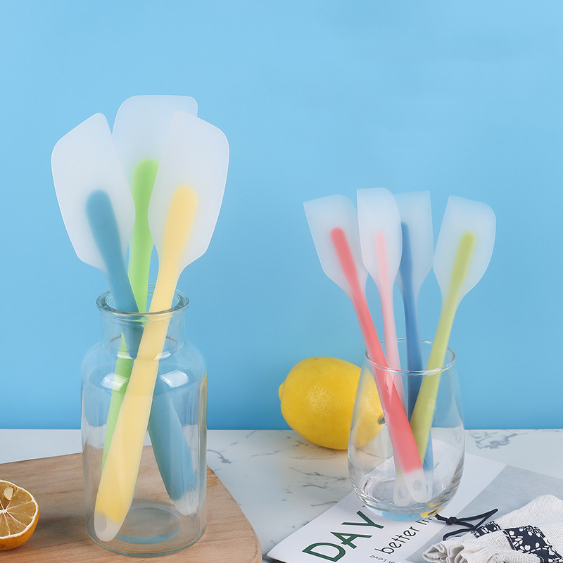 Racloir en silicone de 2 taill - Kitchen Gadgets You Must Have avis et prix