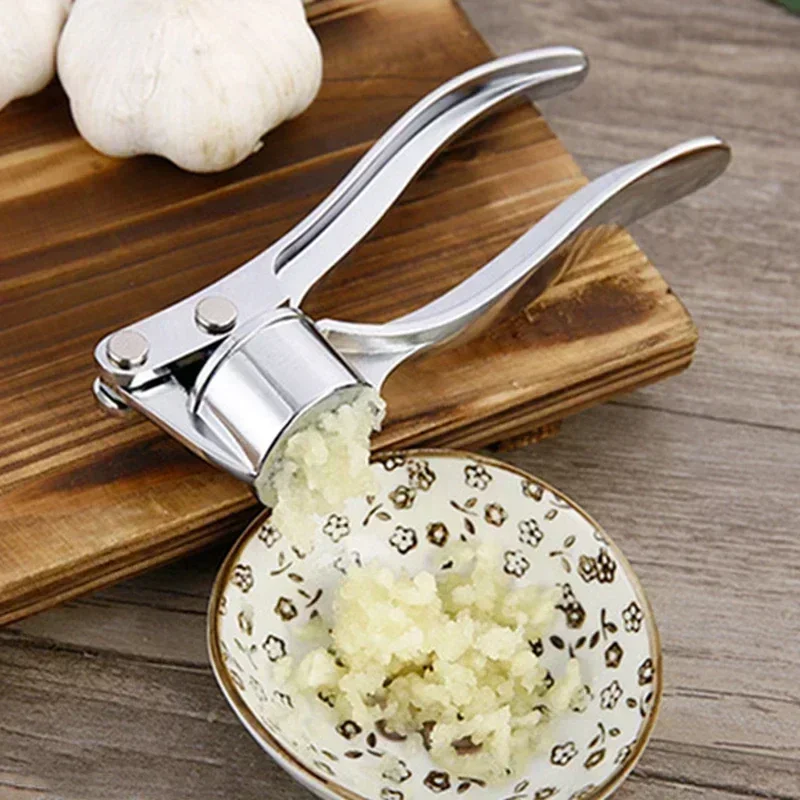 Presse-ail manuel en acier ino - Kitchen Gadgets You Must Have avis et prix